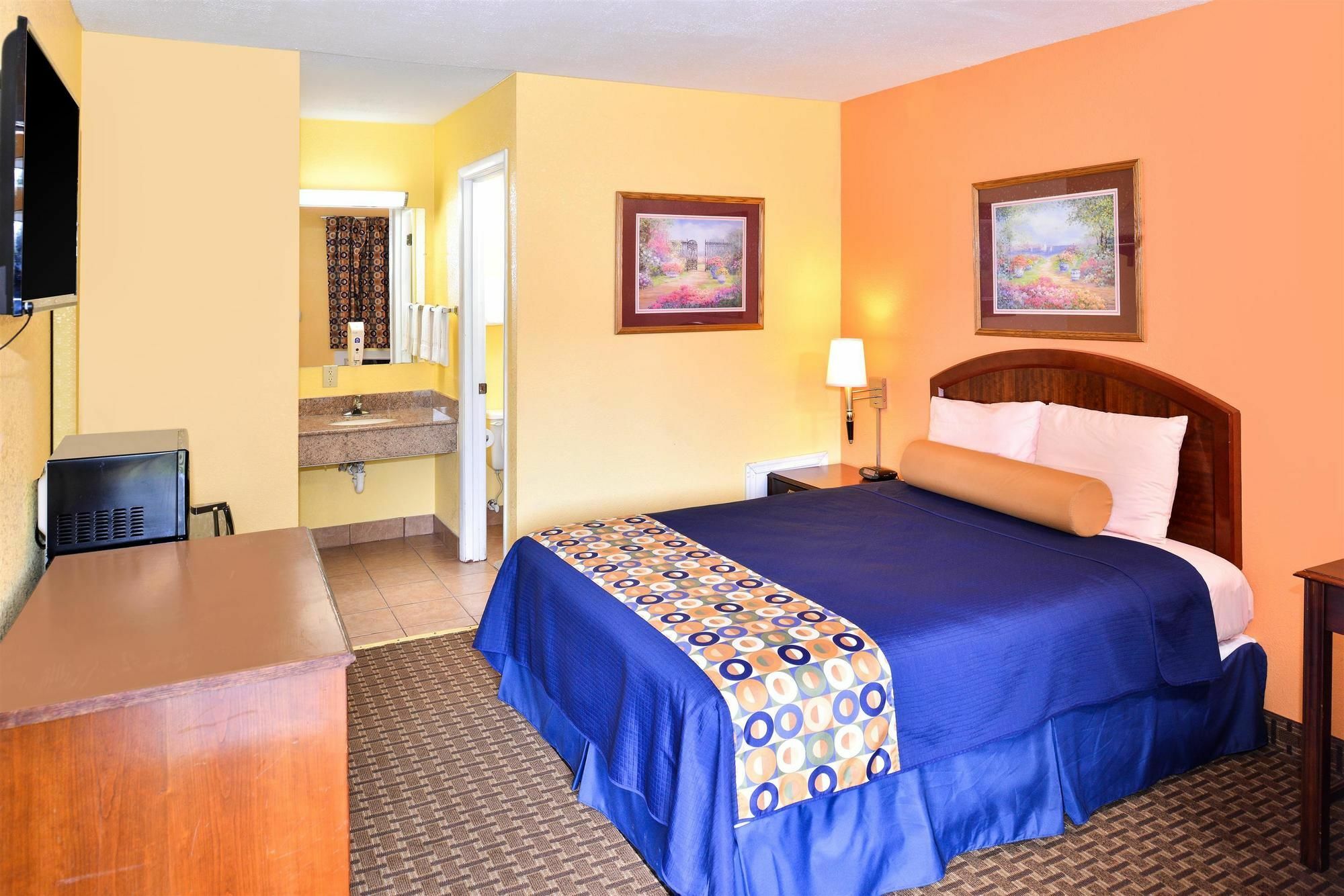 Americas Best Value Inn-Princess Anne Exterior photo