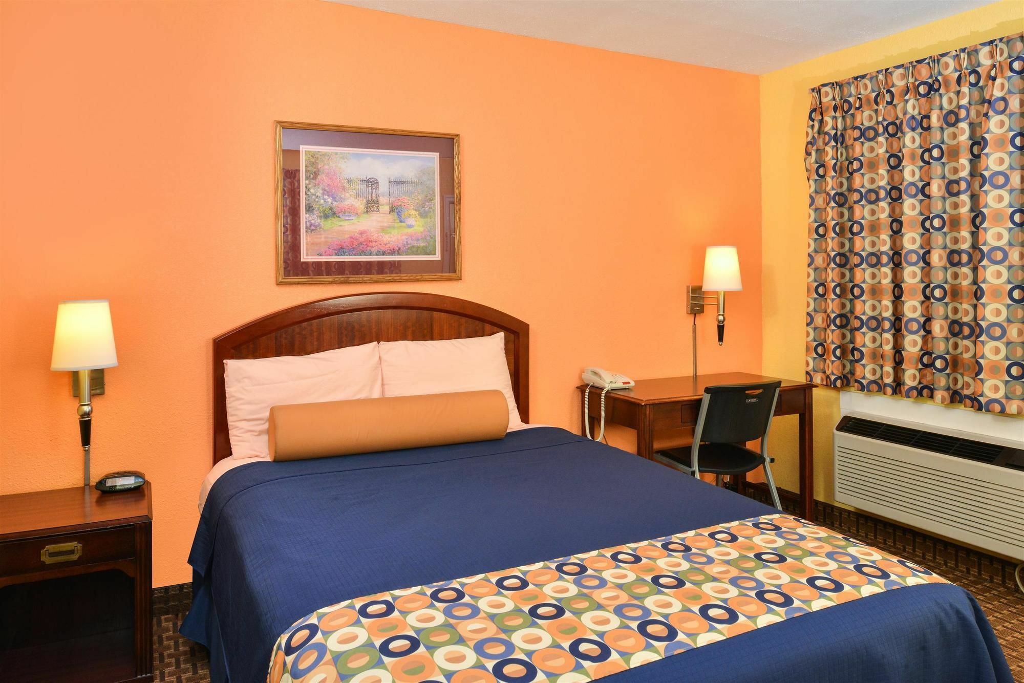 Americas Best Value Inn-Princess Anne Exterior photo